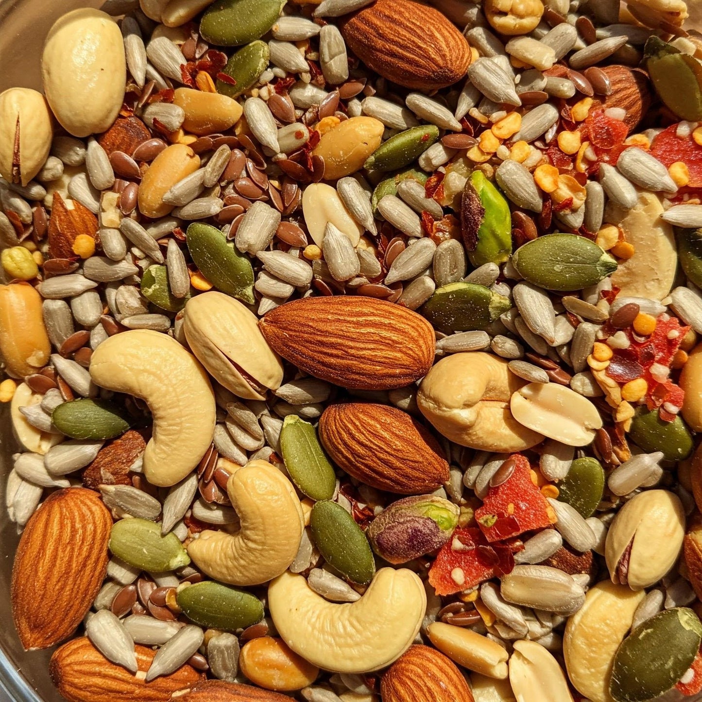 Peri-peri trail mix